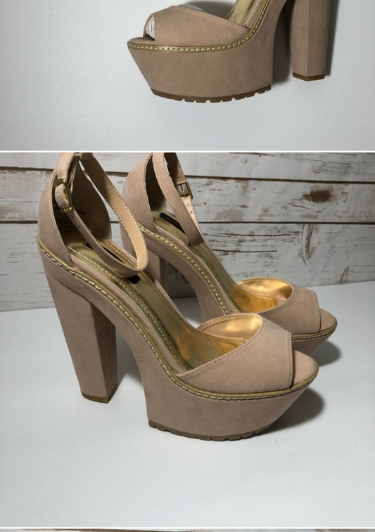 Nude Peep Toe Platform Heel